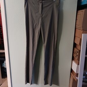 Violets & Roses Green Mid Rise Slim Straight Trousers Pants